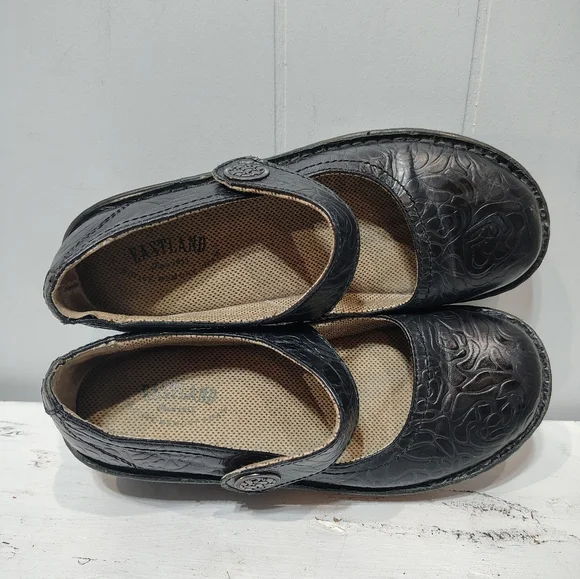 Eastland Tansy Embossed Leather Mary Jane Shoes Black Size 6.5 - Picture 4 of 7